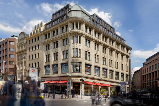 Eckgebäude Königsallee 14 in Düsseldorf